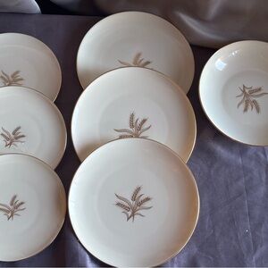 7-Lenox Wheat/Harvest Plate R-442 Gold Trim,Cream & Wheat. Made in U.S.A